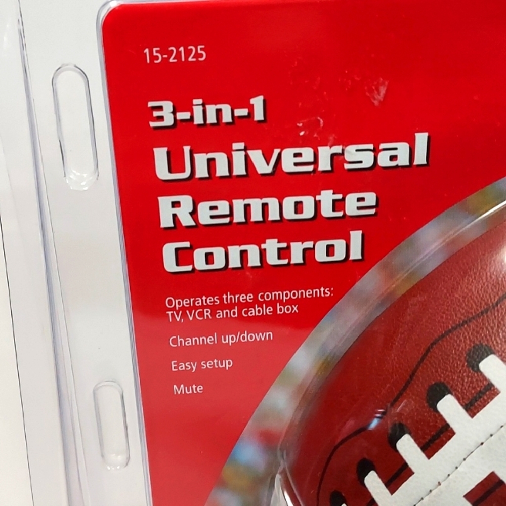 Radio Shack 3-in-1 Universal  Remote Control- Football - Picture 2 of 4